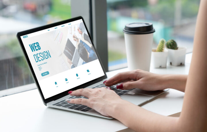 Das UX-Design hat vielfältige Vorteile für die Webseiten von Unternehmen. Foto © Blue Planet Studio stock adobe