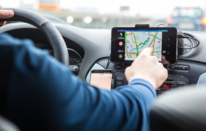 GPS ist für das effiziente Flottenmanagement unabdingbar. Foto© Yuri Bizgaimer stock adobe