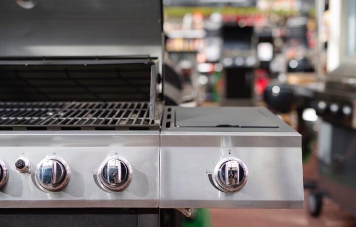 neuer Gasgrill im Laden